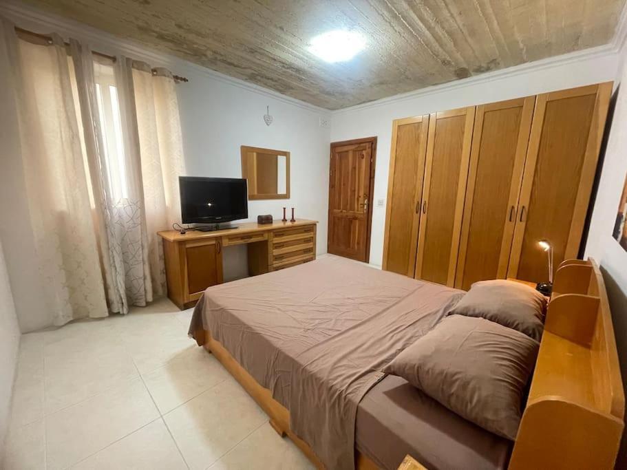 Mellieha Apartment Apartman *